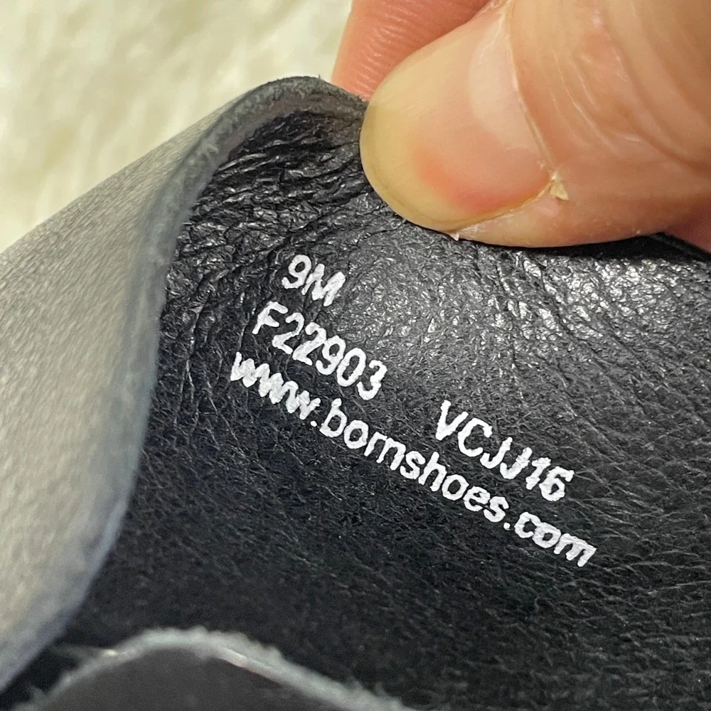 Born Wedge Sandals Womens 9 Black Very Good Leather Peep Toe Slides F22903